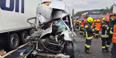 Unfall mit fünf Toten