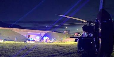 Autolenker rast in B&ouml;schung: Beifahrer (27)  get&ouml;tet