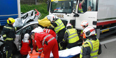 Eine Tote bei Crash auf der Südautobahn 