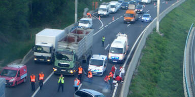 Ein Toter bei Crash auf der A21