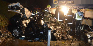 Frontal-Crash fordert zwei Tote in Kitzbühel