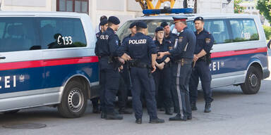 Bewaffneter sorgt f&uuml;r Gro&szlig;alarm an Uni