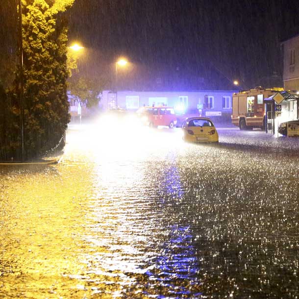 Unwetter bringen Überflutungen