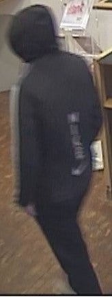 Nach Banküberfall geflüchtet: Polizei sucht diesen Mann