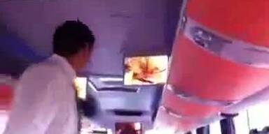 Busfahrer lässt Hardcore-Porno laufen