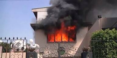 Kairo: Hooligans setzen Polizei-Klub in Brand