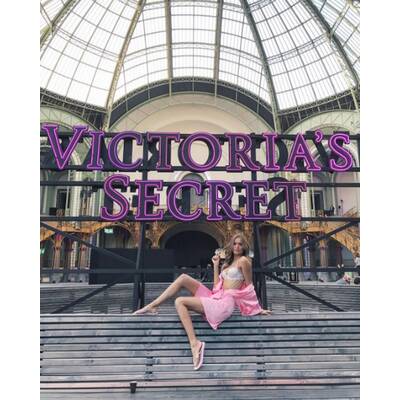 Victoria's Secret Fashion Show 2016 Backstage