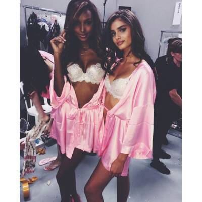 Victoria's Secret Fashion Show 2016 Backstage