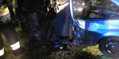 Ein Toter bei Pkw-Crash in NÖ