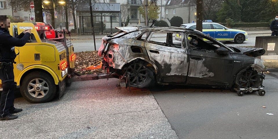 E-SUV VW ID.4 in Tiefgarage ausgebrannt: 370.000€ Schaden