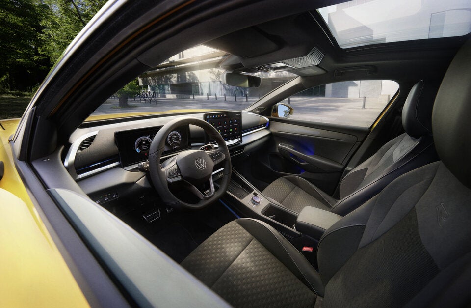 12,9-Zoll-Touchscreen ab Ausstattungs-Stufe 