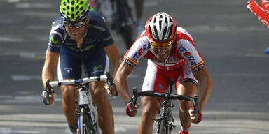 Valverde gewinnt ersten Schlagabtausch