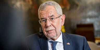 VdB & Co. mit emotionalem Appell f&uuml;r Fl&uuml;chtlingsaufnahme