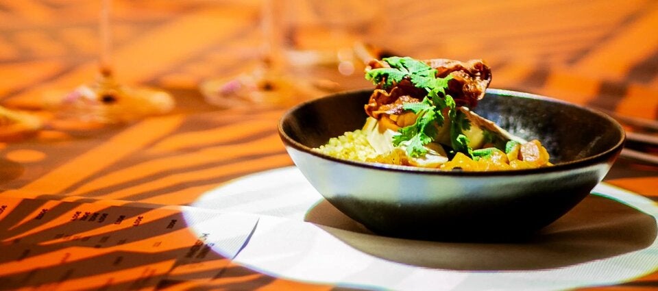 Vegetarische Varinate mit Jerk-Tofu