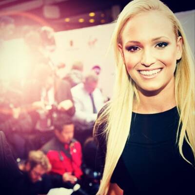 So hübsch ist Donna Vekic