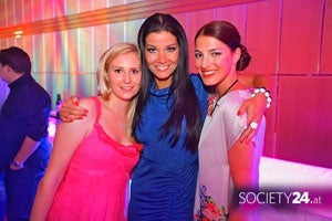 Stefan Petzner twittert Bade-Foto