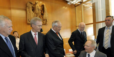 Massive Zweifel an Griechenland-Hilfe