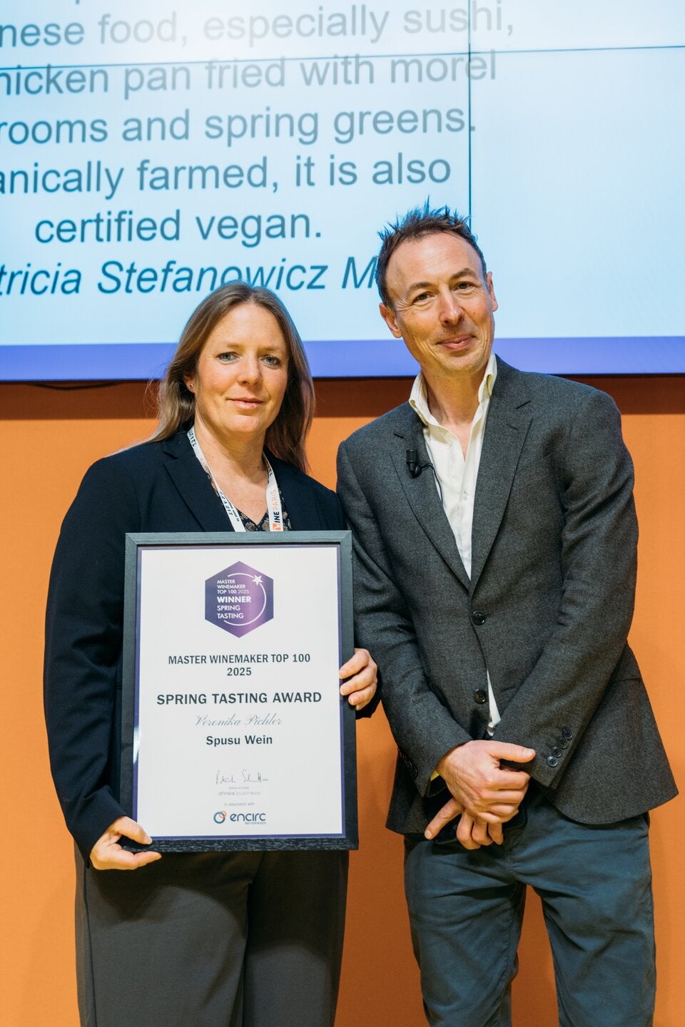 Veronika Pichler mit „The Drinks Business“ Editor-in-Chief Patrick Schmitt.