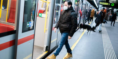 Verordnungs-Hammer: In &Ouml;ffis gilt KEIN 2-Meter-Abstand