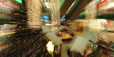 Verst&ouml;&szlig;e gegen Arbeitsrecht im Weihnachtsgesch&auml;ft