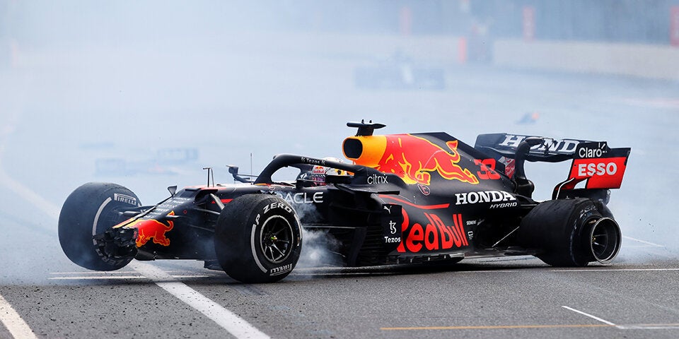 Perez siegt dank Verstappen-Crash