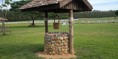 Viele Hausbrunnen aufgrund von Zersiedelung