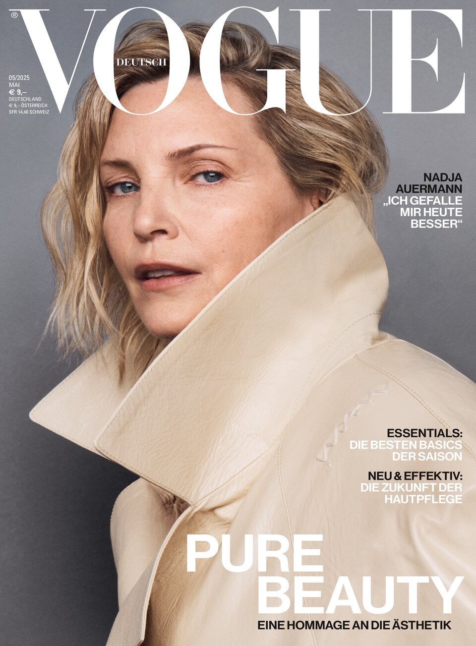 Nadja Auermann auf dem Cover der Mai-Ausgabe der Vogue Germany.<spunQ:LinkButton linktext=