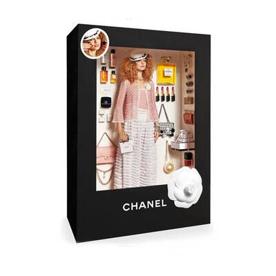 Models werden für die Vogue zu Barbies