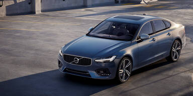 Volvo stellt S90 und V90 R-Design vor