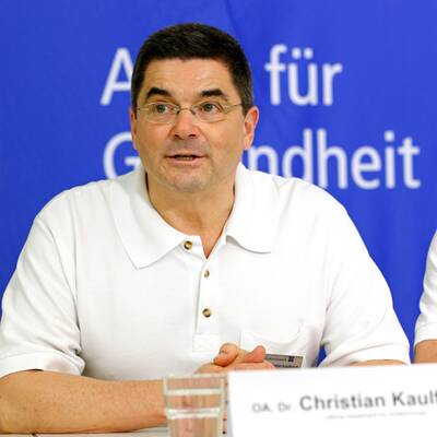 Tina Maze sichtlich geschockt von Vonn-Sturz