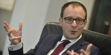 Neuer Allianz-Chef macht Tempo