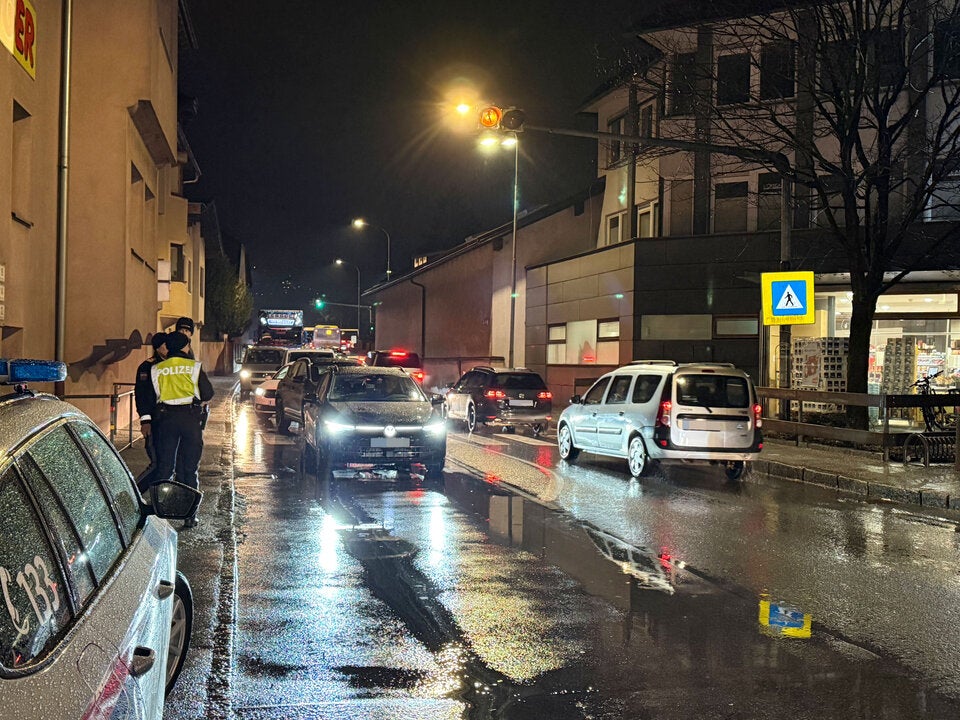 17-Jähriger von Auto erfasst Schwaz