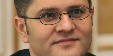 Vuk Jeremic geht auf Konfrontationskurs