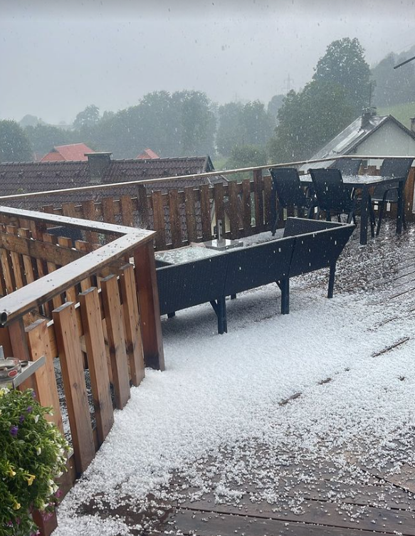 Verleger Mucha: ''So erlebte ich die Hagel-Hölle''