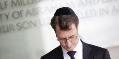 NRW-Ministerpr&auml;sident W&uuml;st bleibt in Israel