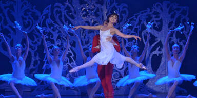 Nussknacker feierte glanzvolle Premiere beim Europaballett St. P&ouml;lten