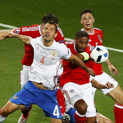 Russland gegen Wales