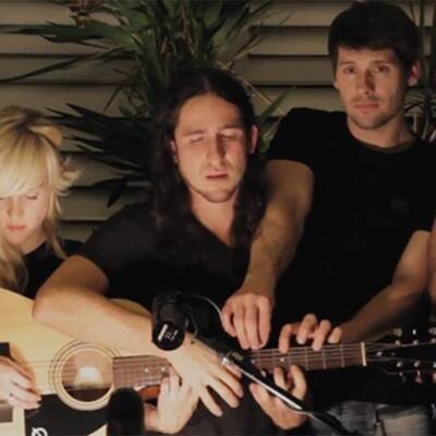 Rihanna - Queen of Downloads