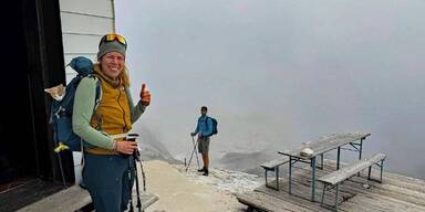 Wanderin nahm Kater im Rucksack mit ins Tal