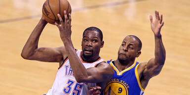 NBA: Titelverteidiger vor dem Aus