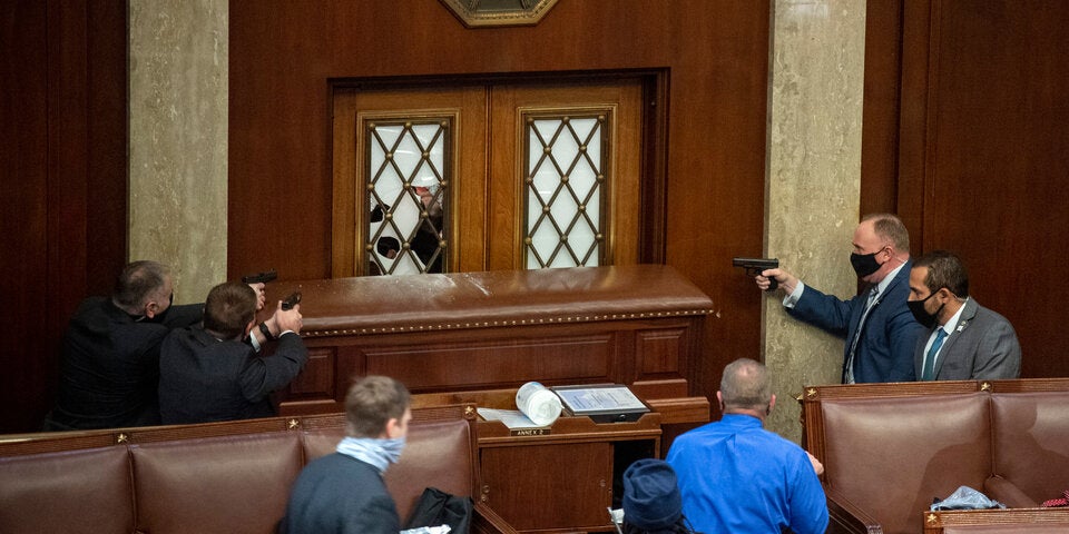 Washington: Hier verstecken sich Abgeordnete vor Randalierern im Kapitol