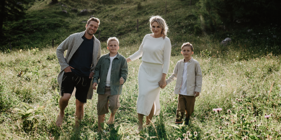 Didi Maier mit seiner Frau Christina und seinen beiden Söhnen