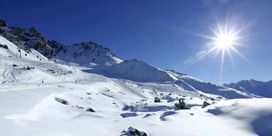 Sonnig mit Aussicht auf Neuschnee