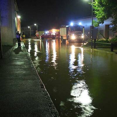 Unwetter-Chaos: Regen, Hagel und Schnee