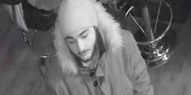 Zeugen gesucht: Räuberduo überfiel Wettlokal