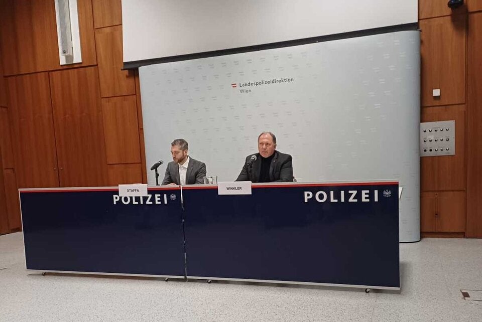 Pressekonferenz Feuer-Mord