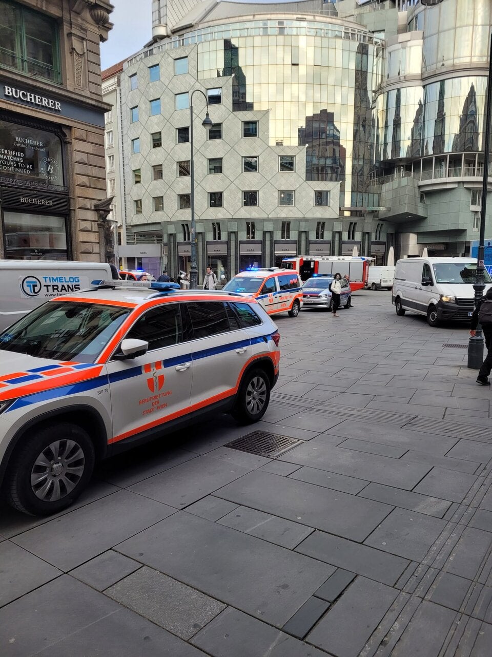 Frau kollabiert in Bäckerei beim Stephansplatz