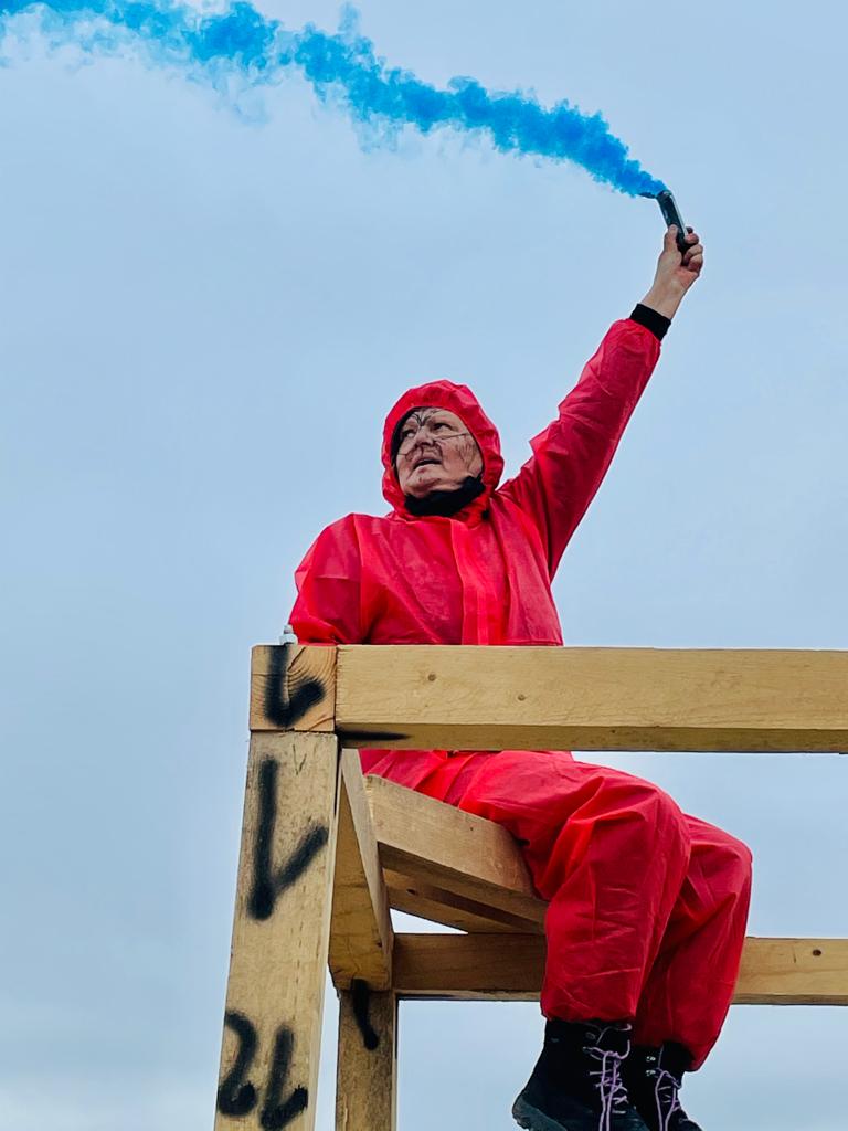 WEGA räumt besetzte Lobau-Baustelle