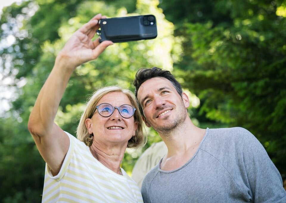 Landeshauptfrau Johanna Mikl-Leitner machte ein Selfie mit Radbotschafter Felix Neureuther.
