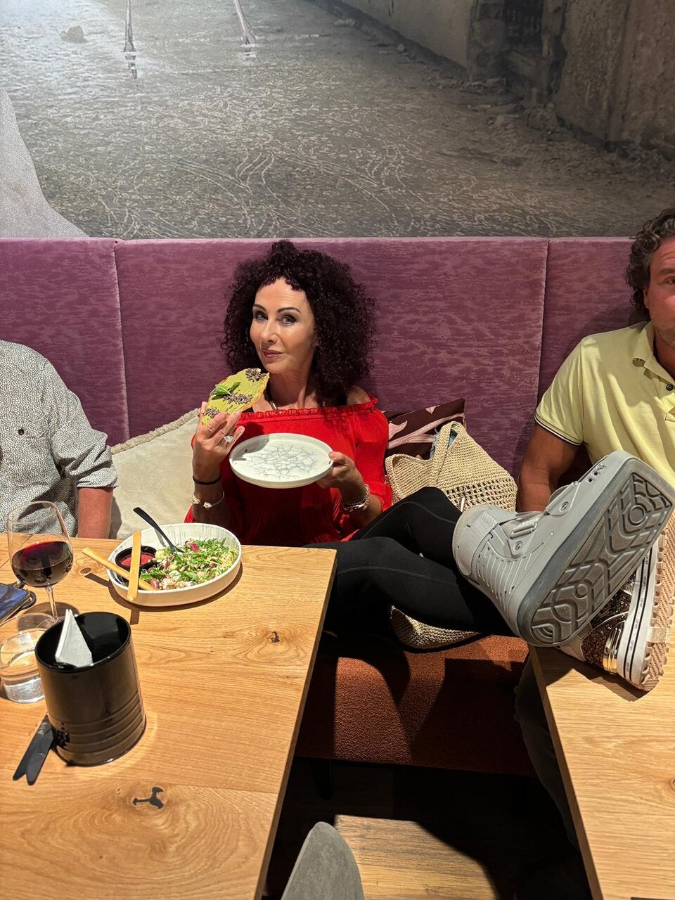 VIP-Launch, Mausi, Simone